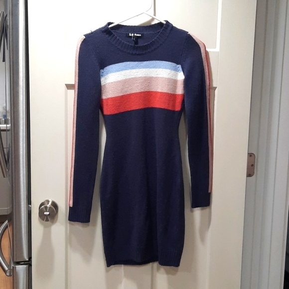 L.A. gold Dresses & Skirts - Vintage L.A. Gold sweater dress